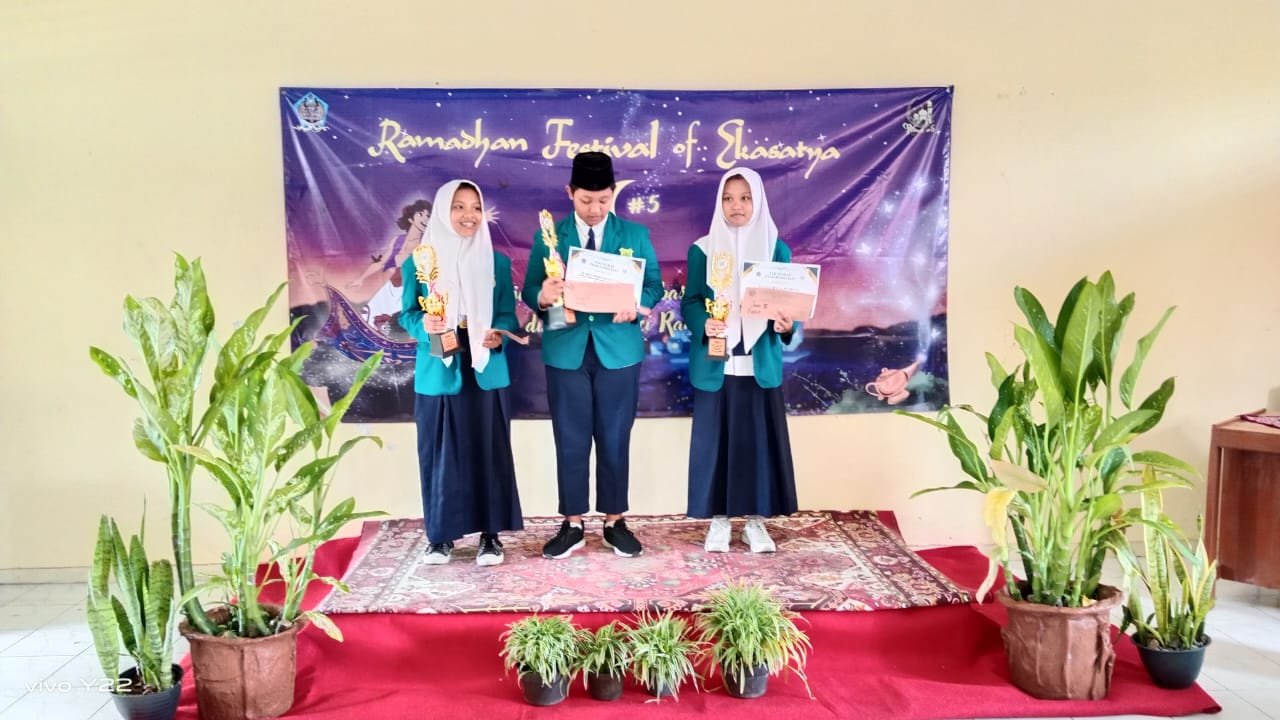 Tiga Siswa MTsN 7 Gunungkidul Raih Piala Ramadan Festival Tingkat Kabupaten Gunungkidul